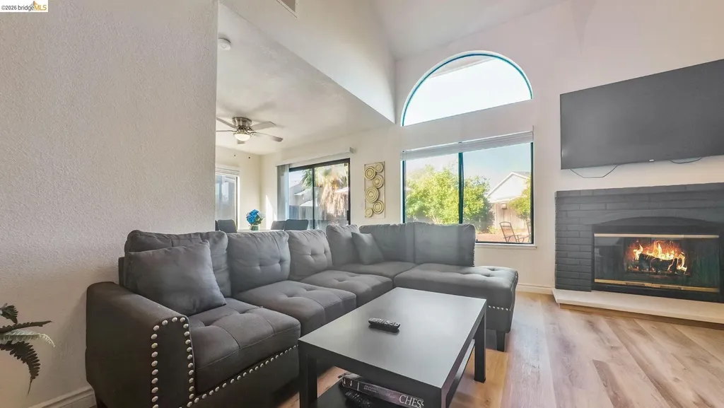 719 Azores Circle Bay Point CA 94565