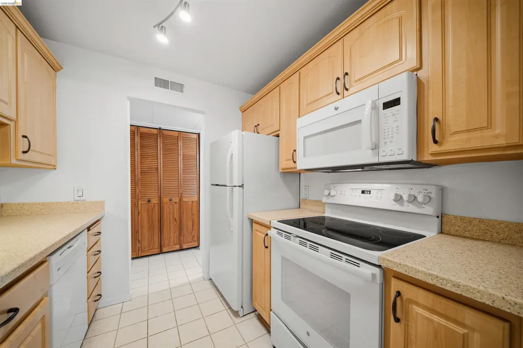 420 Civic Drive Walnut Creek CA 94596