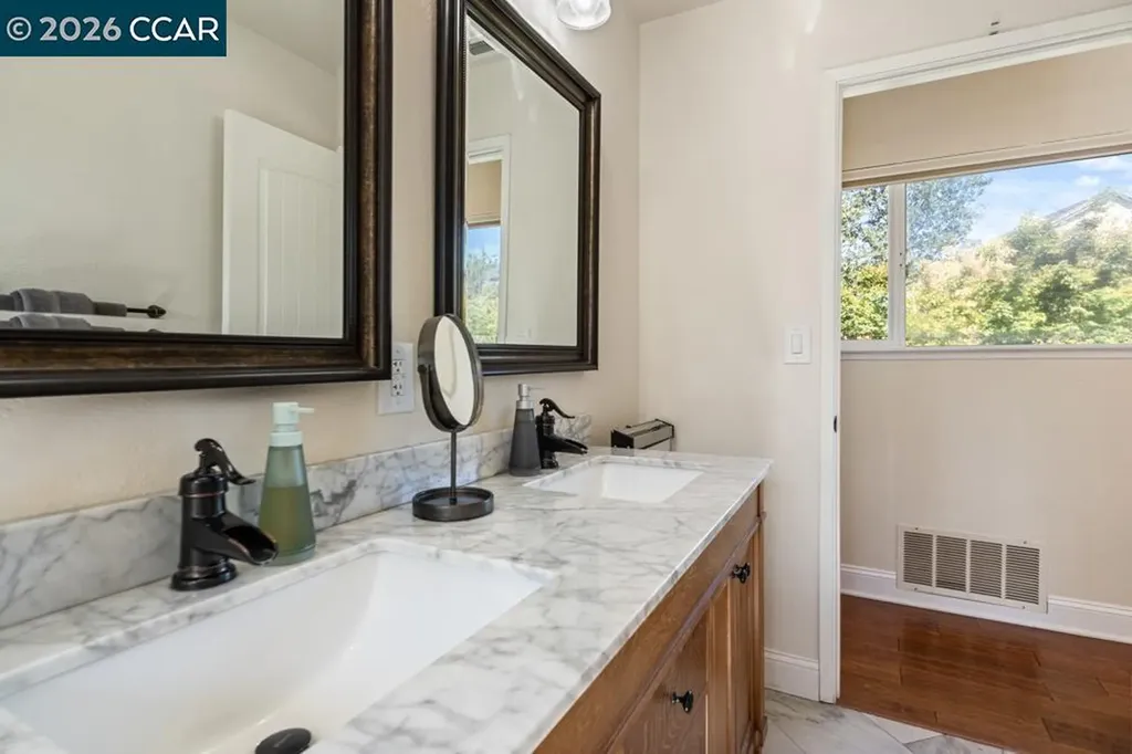 11 Mt Lee Place Clayton CA 94517
