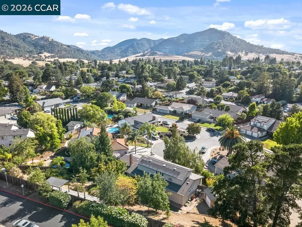 11 Mt Lee Place Clayton CA 94517