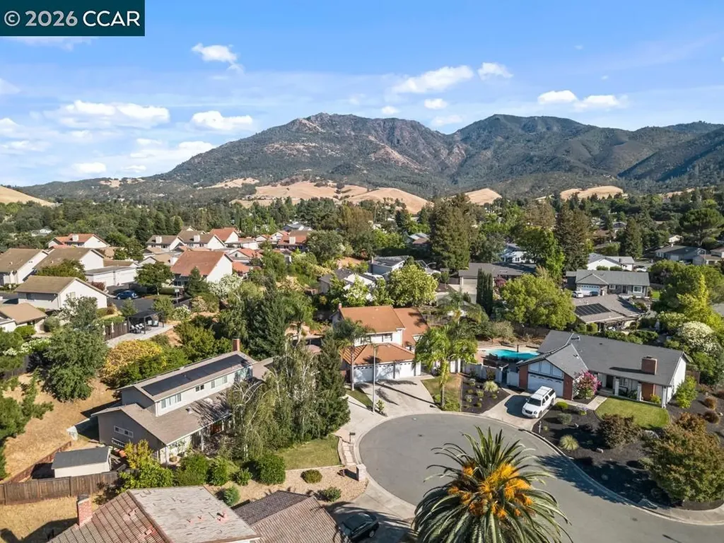 11 Mt Lee Place Clayton CA 94517