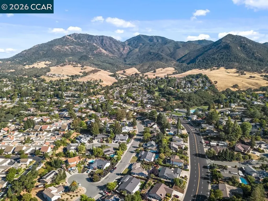 11 Mt Lee Place Clayton CA 94517