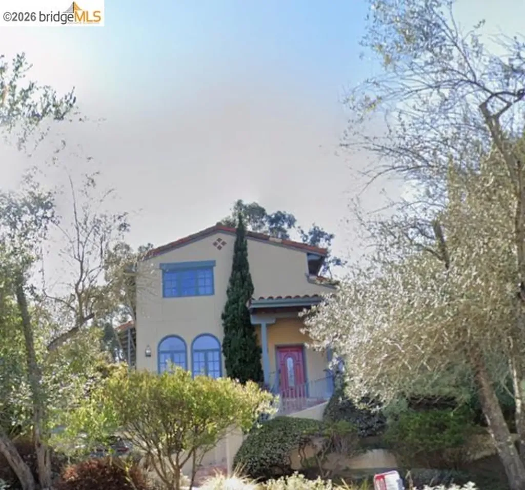 6833 Sherwick Drive Berkeley CA 94705