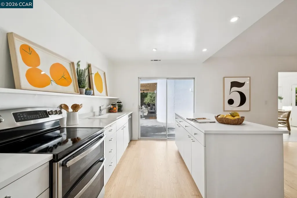 40 Meek Place Lafayette CA 94549