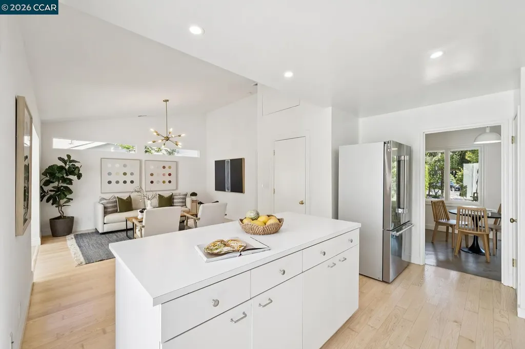 40 Meek Place Lafayette CA 94549