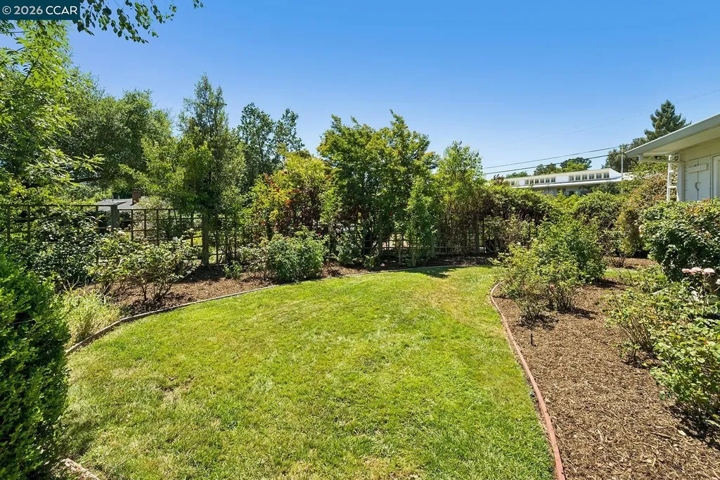 40 Meek Place Lafayette CA 94549
