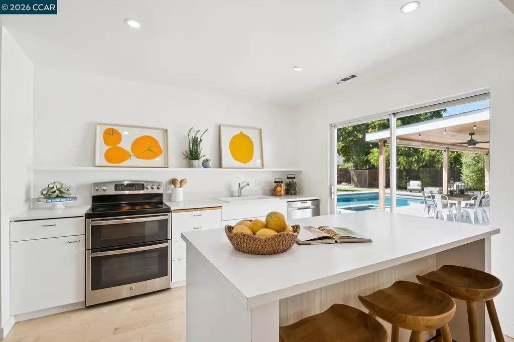40 Meek Place Lafayette CA 94549