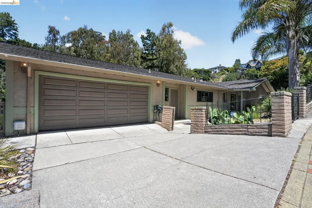 525 Hampton Avenue Piedmont CA 94611