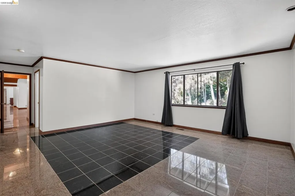 525 Hampton Avenue Piedmont CA 94611