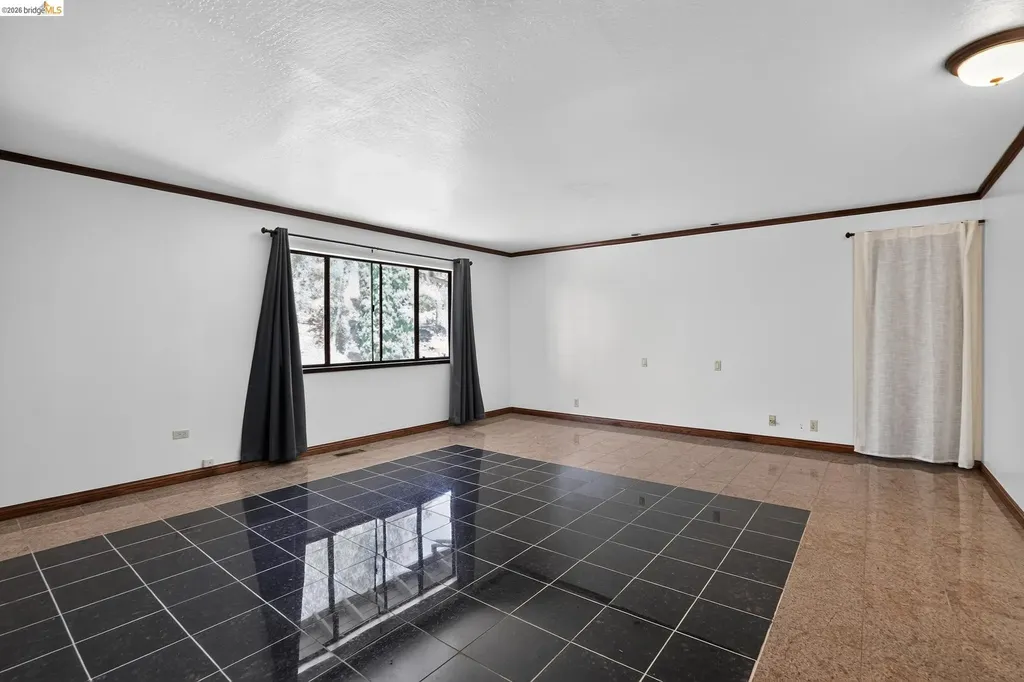 525 Hampton Avenue Piedmont CA 94611