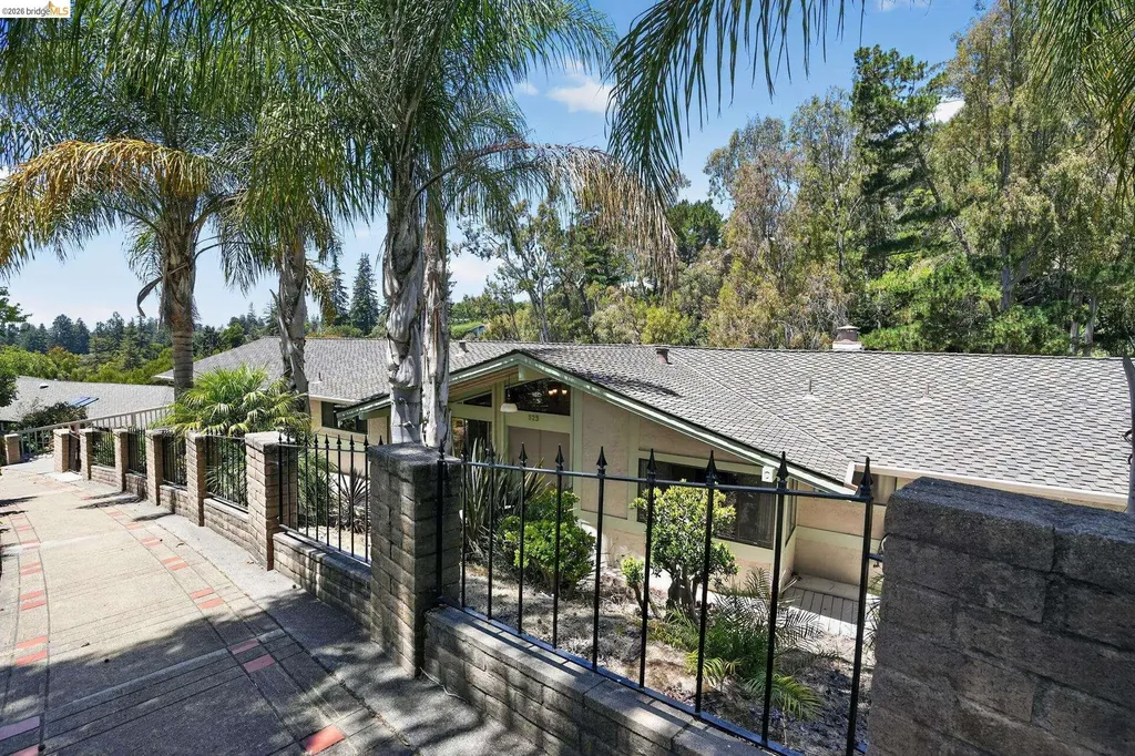 525 Hampton Avenue Piedmont CA 94611