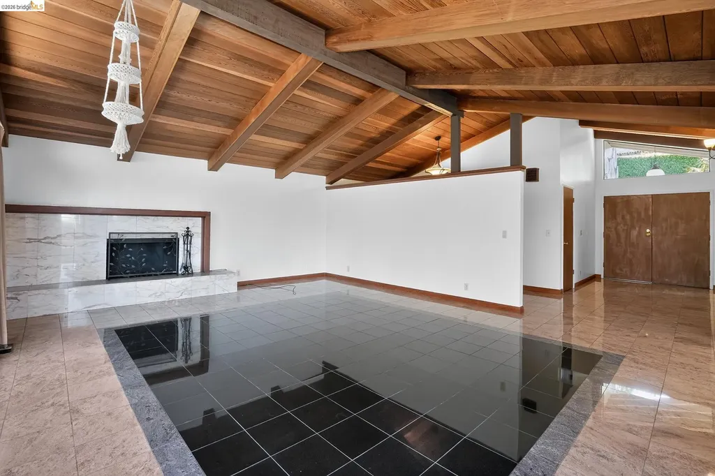 525 Hampton Avenue Piedmont CA 94611