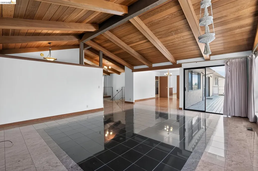 525 Hampton Avenue Piedmont CA 94611