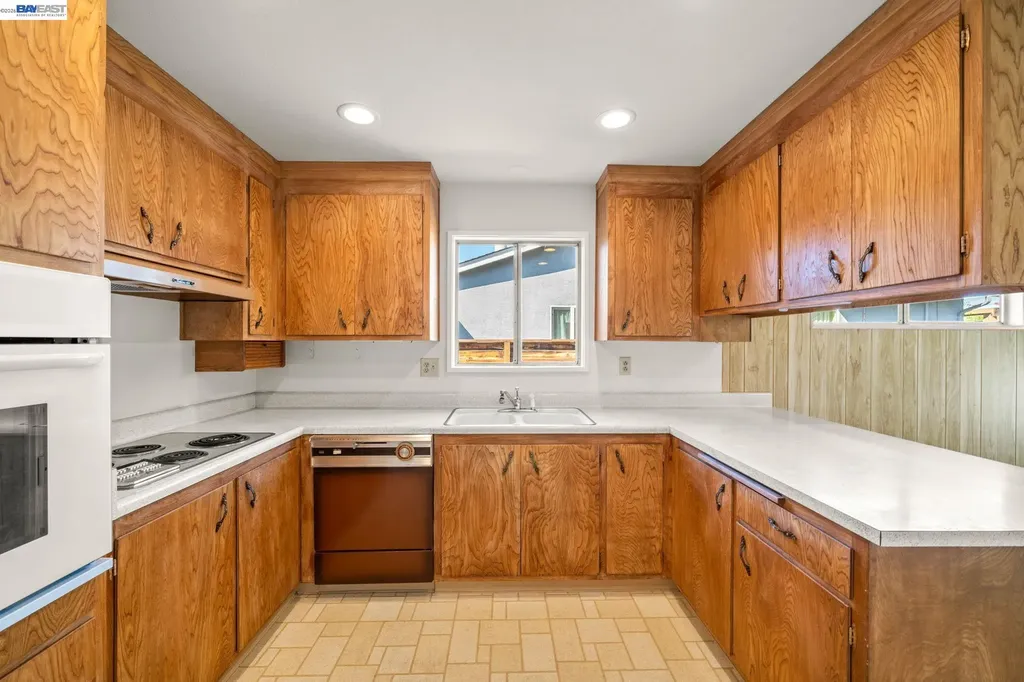 5086 Brett Court Fremont CA 94538