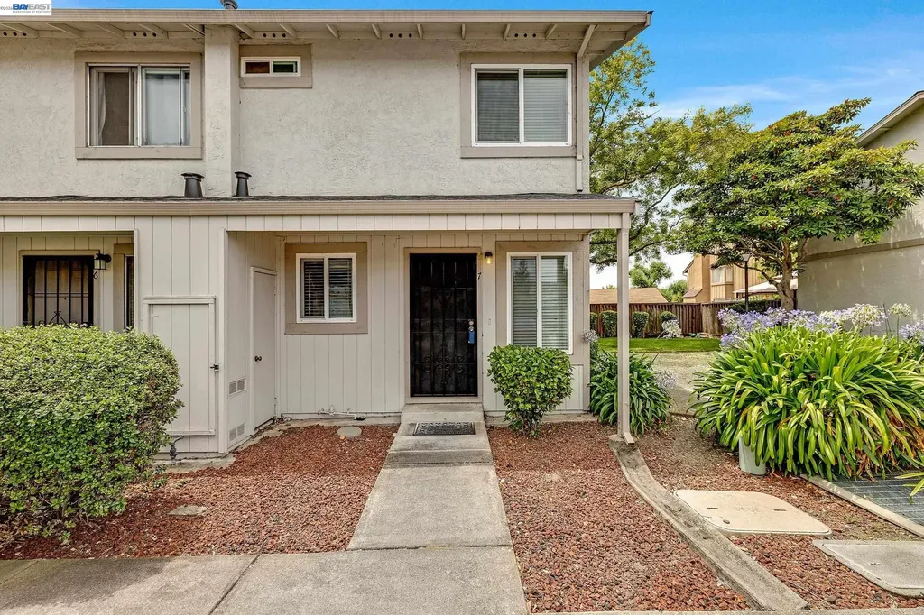 27427 Stoneridge Court Hayward CA 94544