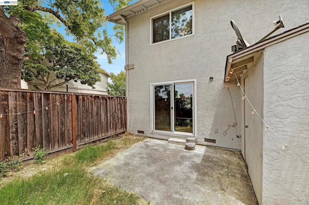 27427 Stoneridge Court Hayward CA 94544