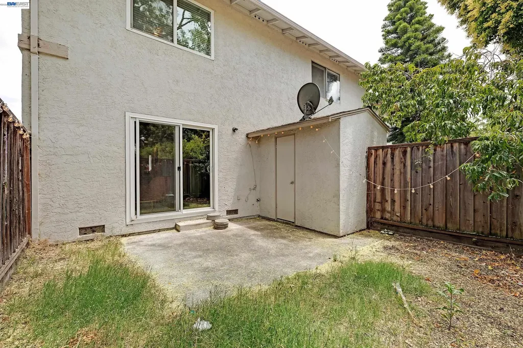 27427 Stoneridge Court Hayward CA 94544
