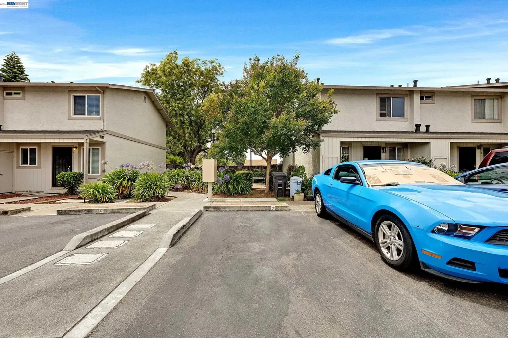 27427 Stoneridge Court Hayward CA 94544