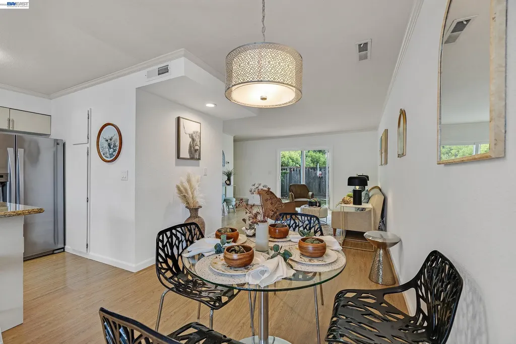 27427 Stoneridge Court Hayward CA 94544