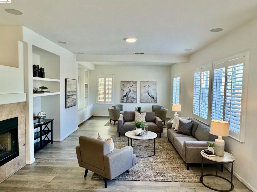 217 Sussex Discovery Bay CA 94505