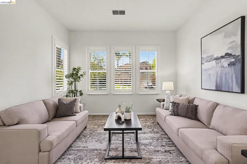 217 Sussex Discovery Bay CA 94505