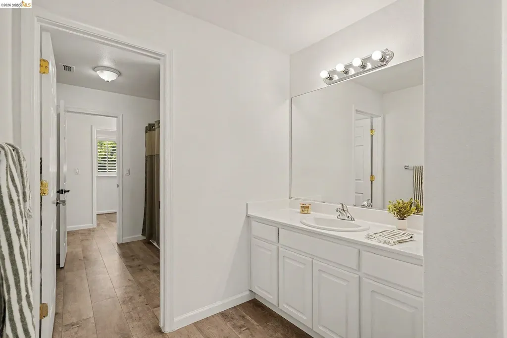217 Sussex Discovery Bay CA 94505