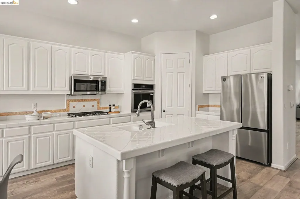 217 Sussex Discovery Bay CA 94505