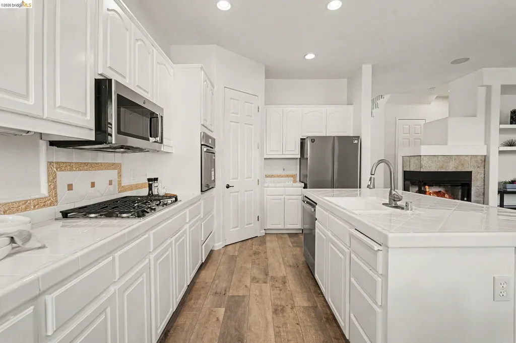 217 Sussex Discovery Bay CA 94505