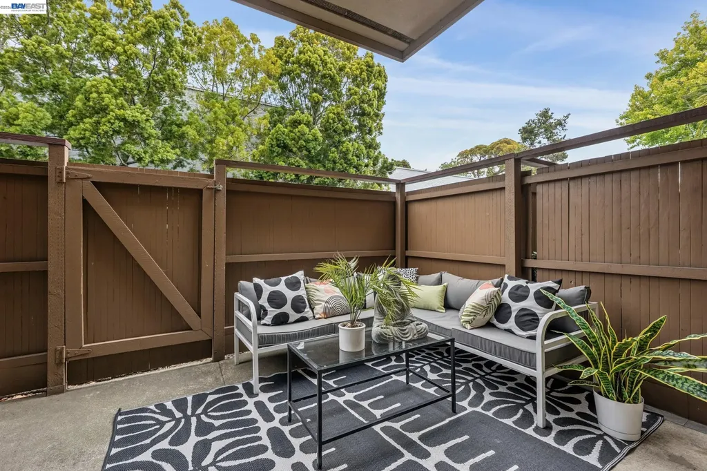 1333 Webster Street Alameda CA 94501