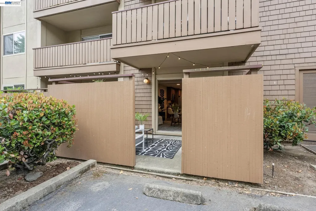 1333 Webster Street Alameda CA 94501