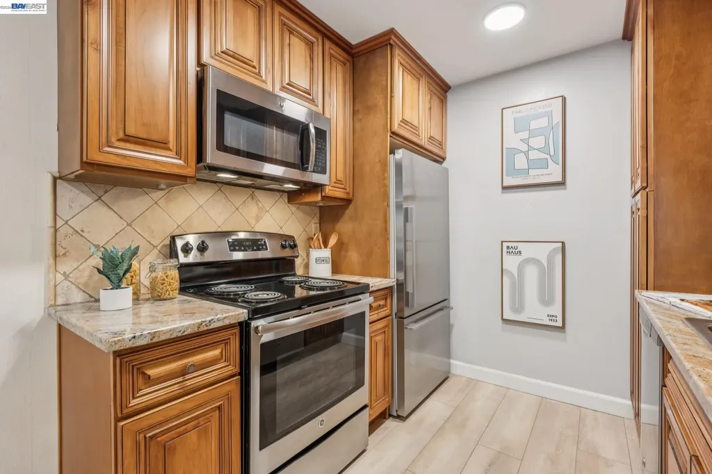 1333 Webster Street Alameda CA 94501