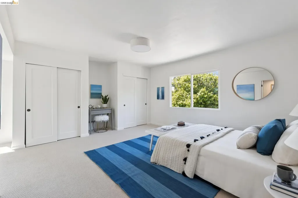 2339 Thackeray Drive Oakland CA 94611
