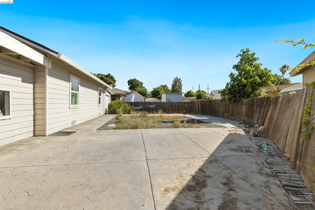 1126 Medanos Street Antioch CA 94509
