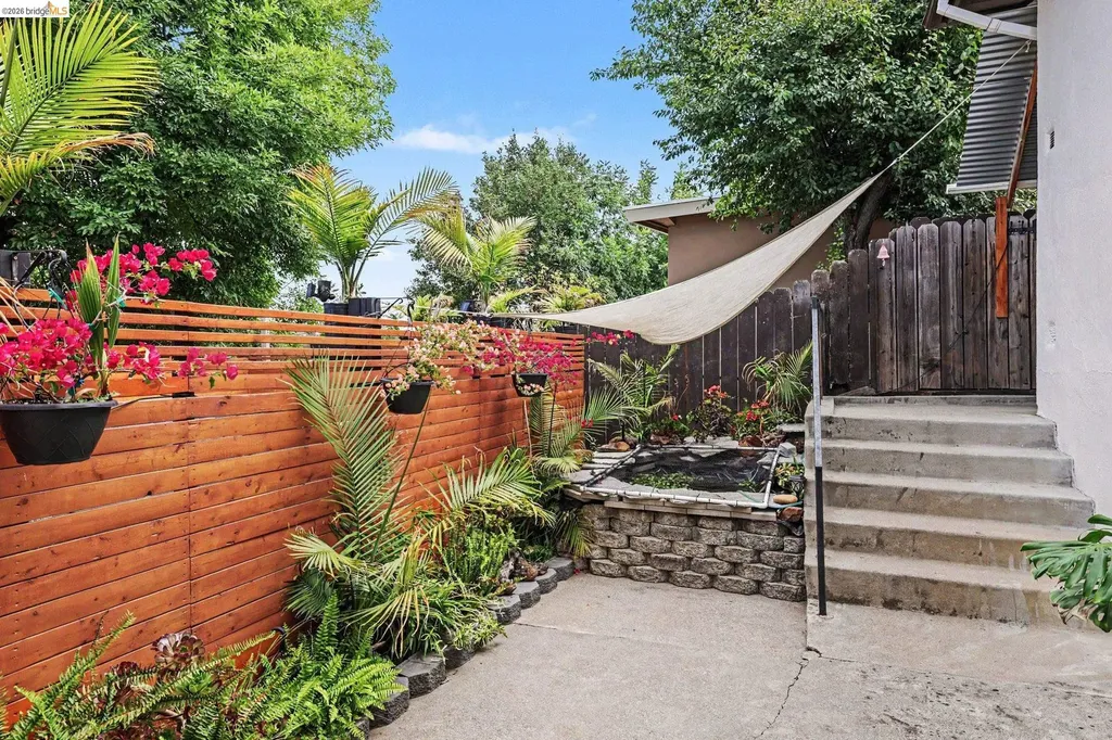 2889 Gillet Avenue Concord CA 94520