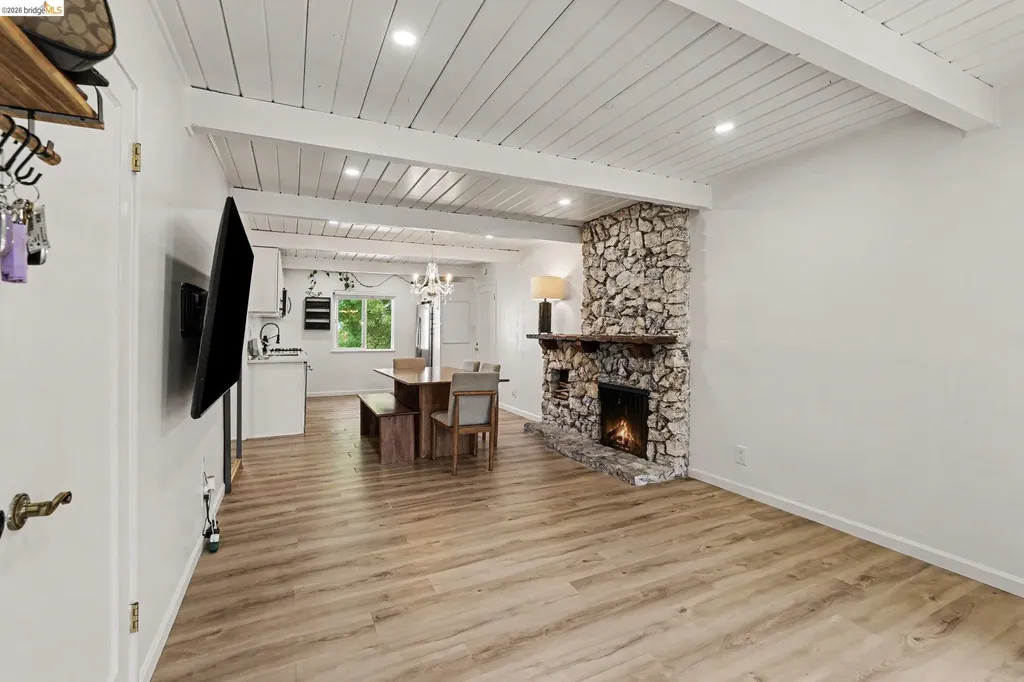2889 Gillet Avenue Concord CA 94520