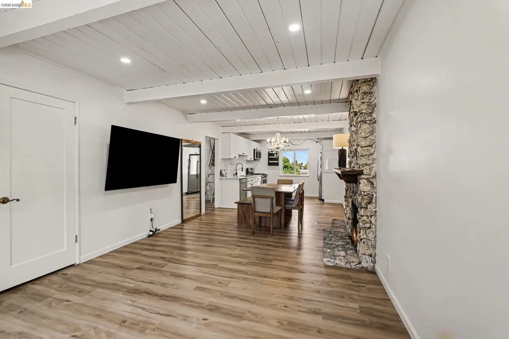 2889 Gillet Avenue Concord CA 94520