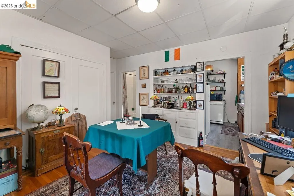74 Pearl Street Oakland CA 94611
