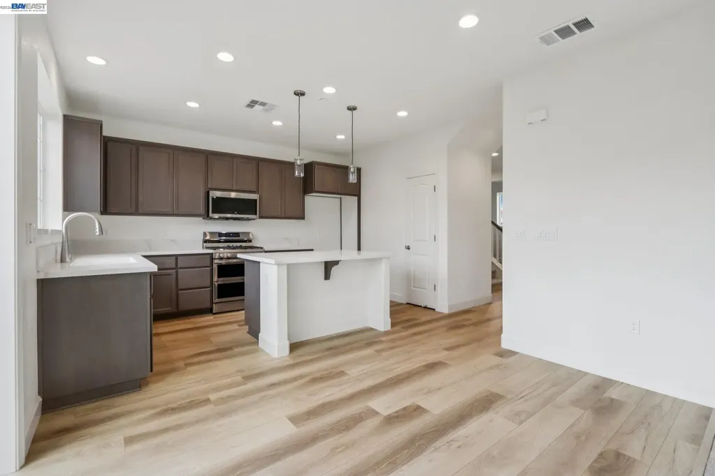 238 Mindy Way Pittsburg CA 94565