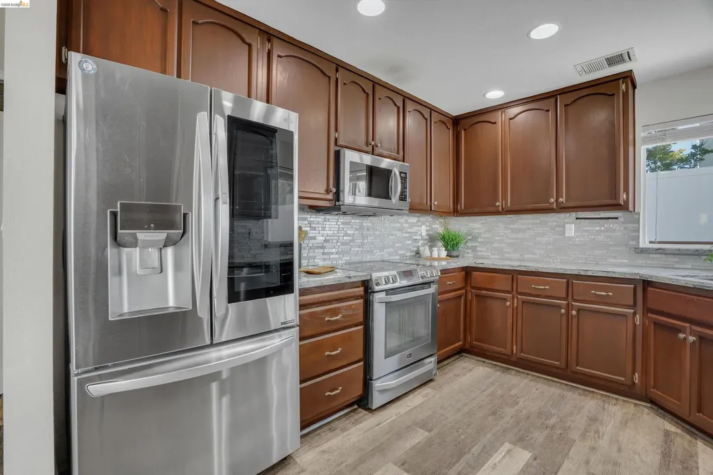 4151 Blossom Court Oakley CA 94561