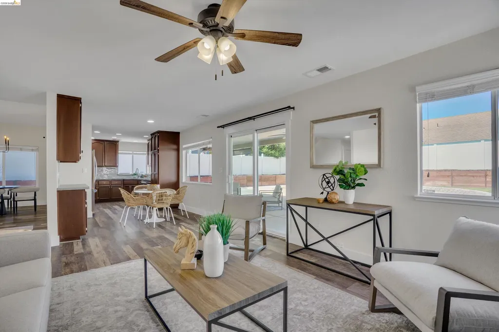 4151 Blossom Court Oakley CA 94561