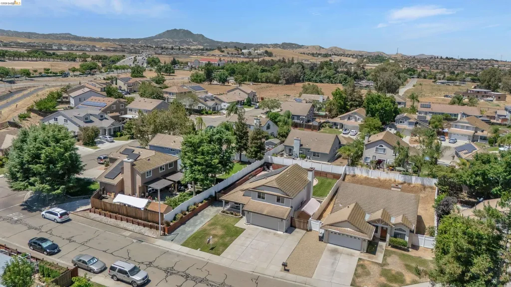 4151 Blossom Court Oakley CA 94561