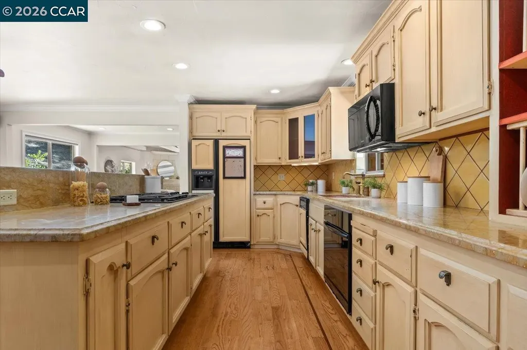 1555 Pleasant Hill Road Lafayette CA 94549