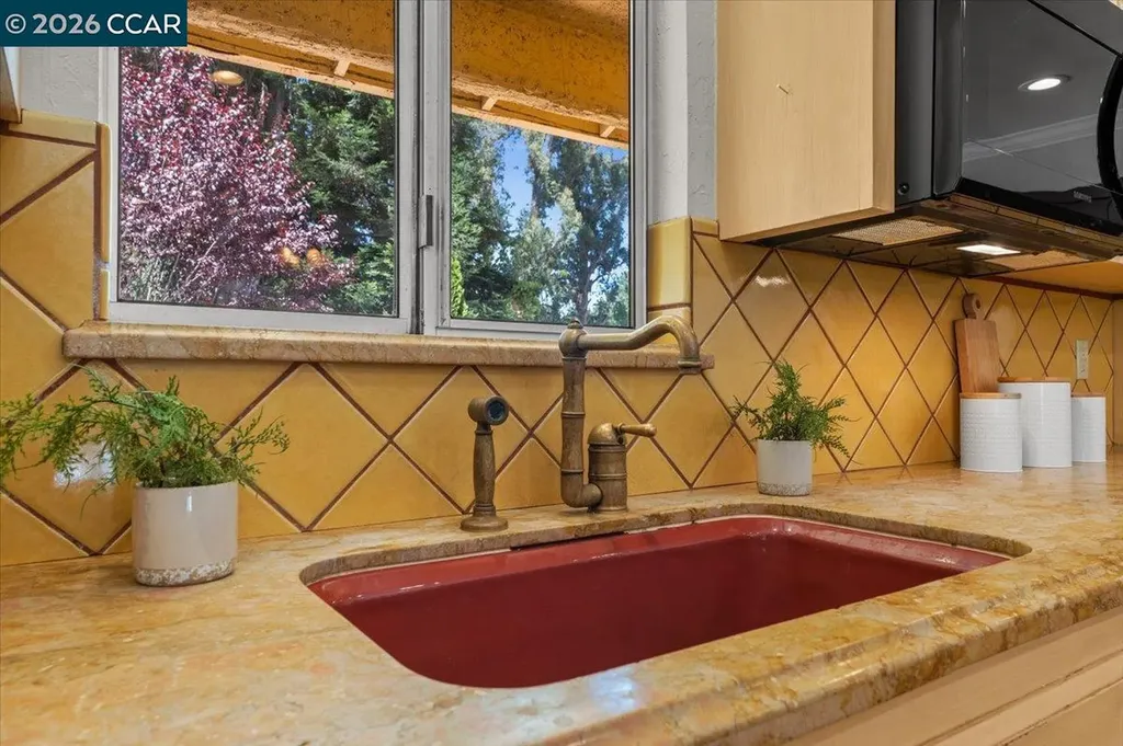 1555 Pleasant Hill Road Lafayette CA 94549