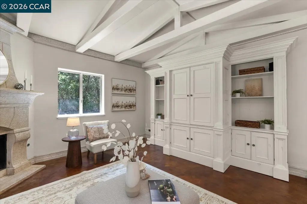 1555 Pleasant Hill Road Lafayette CA 94549
