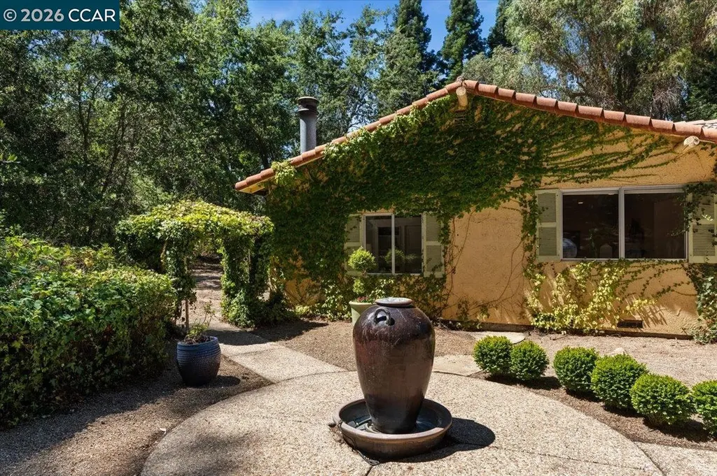 1555 Pleasant Hill Road Lafayette CA 94549