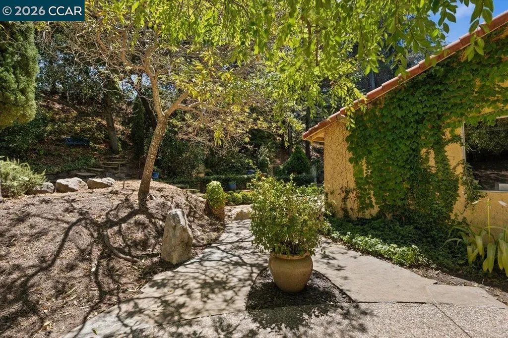 1555 Pleasant Hill Road Lafayette CA 94549