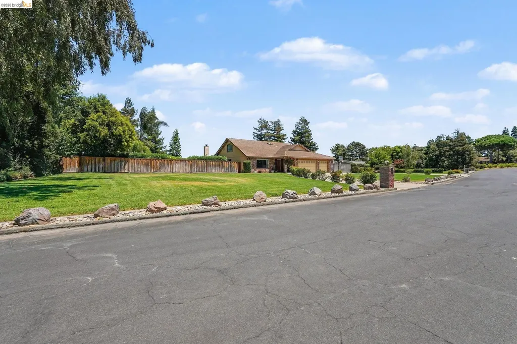 4670 Lariat Lane Oakley CA 94561