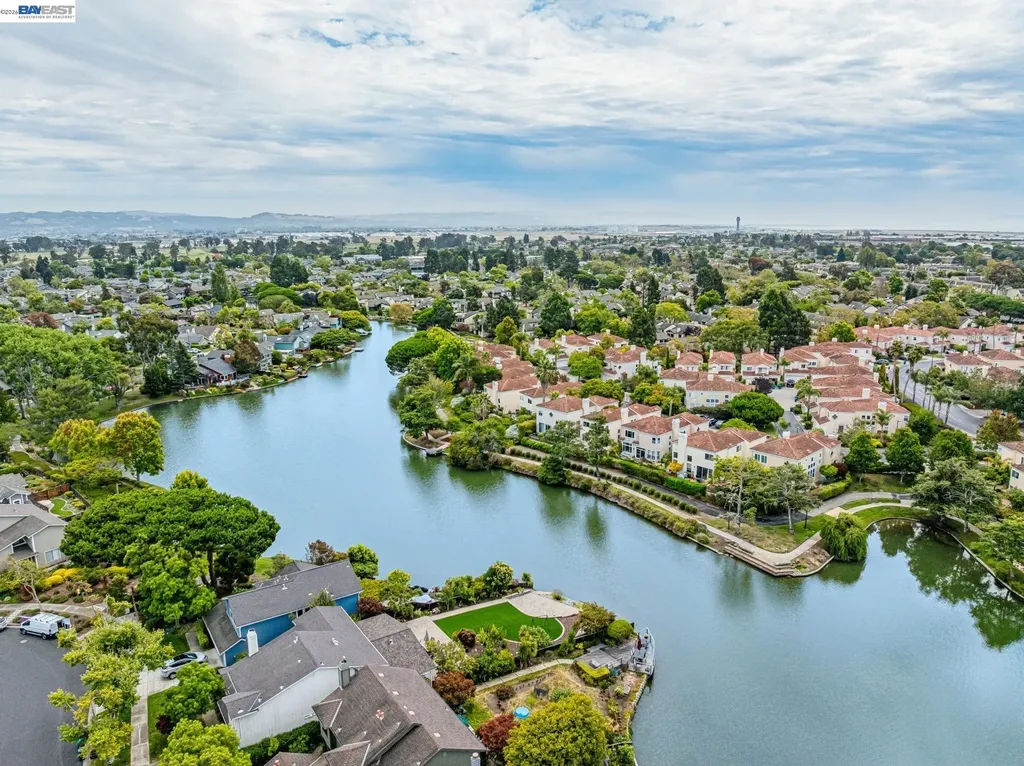 119 Diapian Bay Alameda CA 94502
