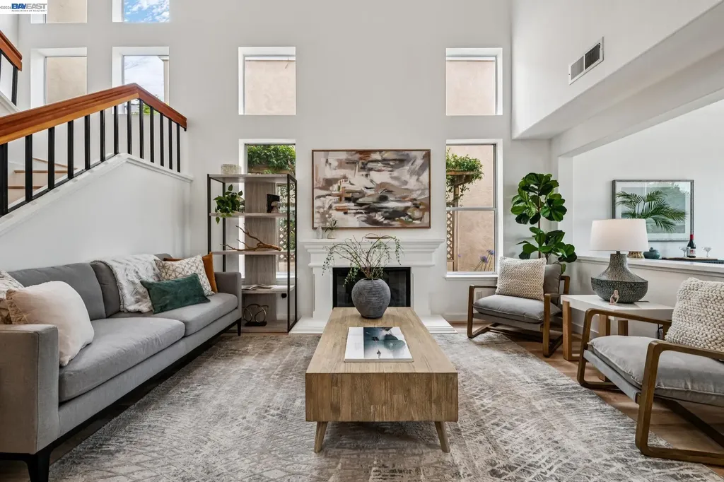 119 Diapian Bay Alameda CA 94502