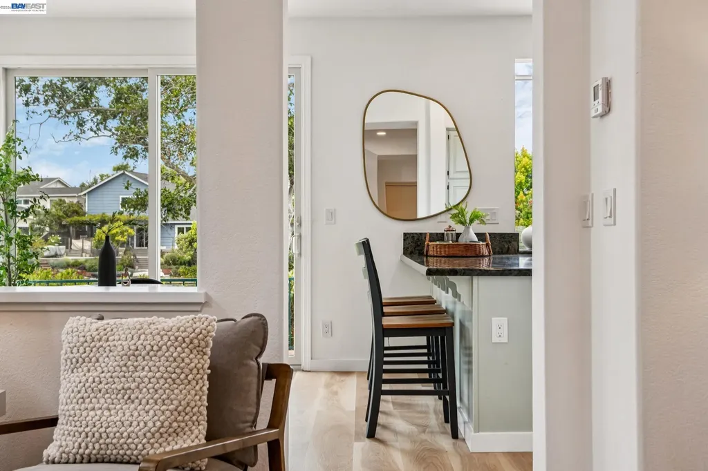 119 Diapian Bay Alameda CA 94502